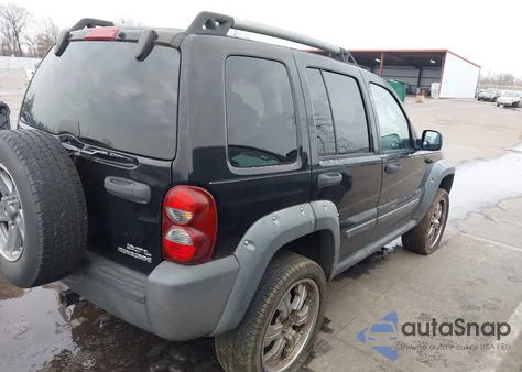 2005 Jeep Liberty Renegade z USA, uszkodzony, nr VIN 1J4GL38K75W632876